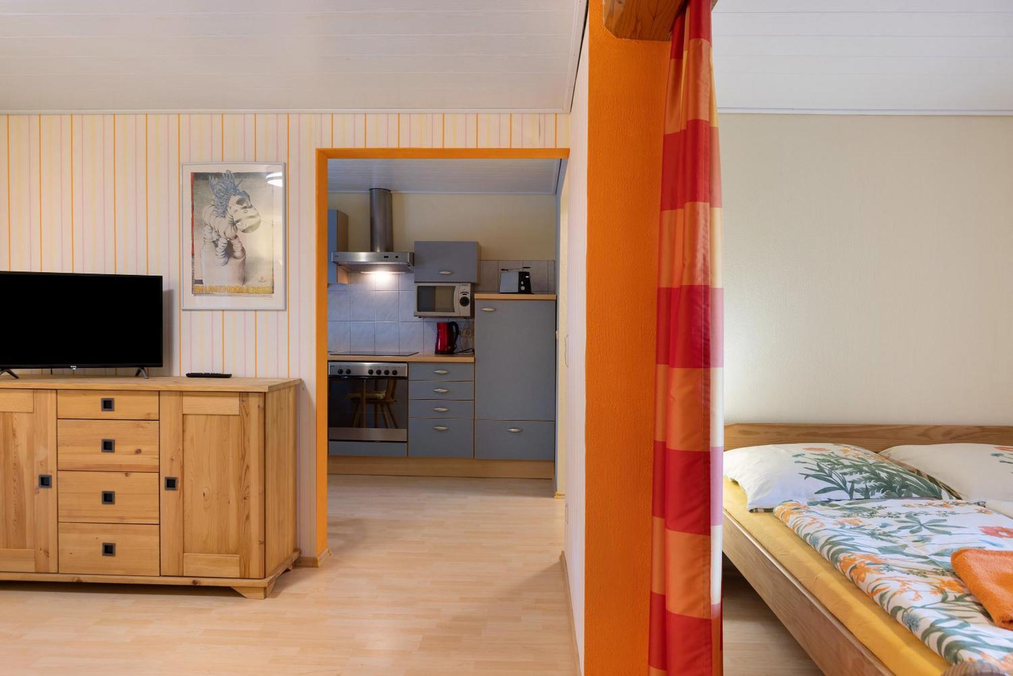 Ferienwohnung, 30 Qm Friedewald  ภายนอก รูปภาพ